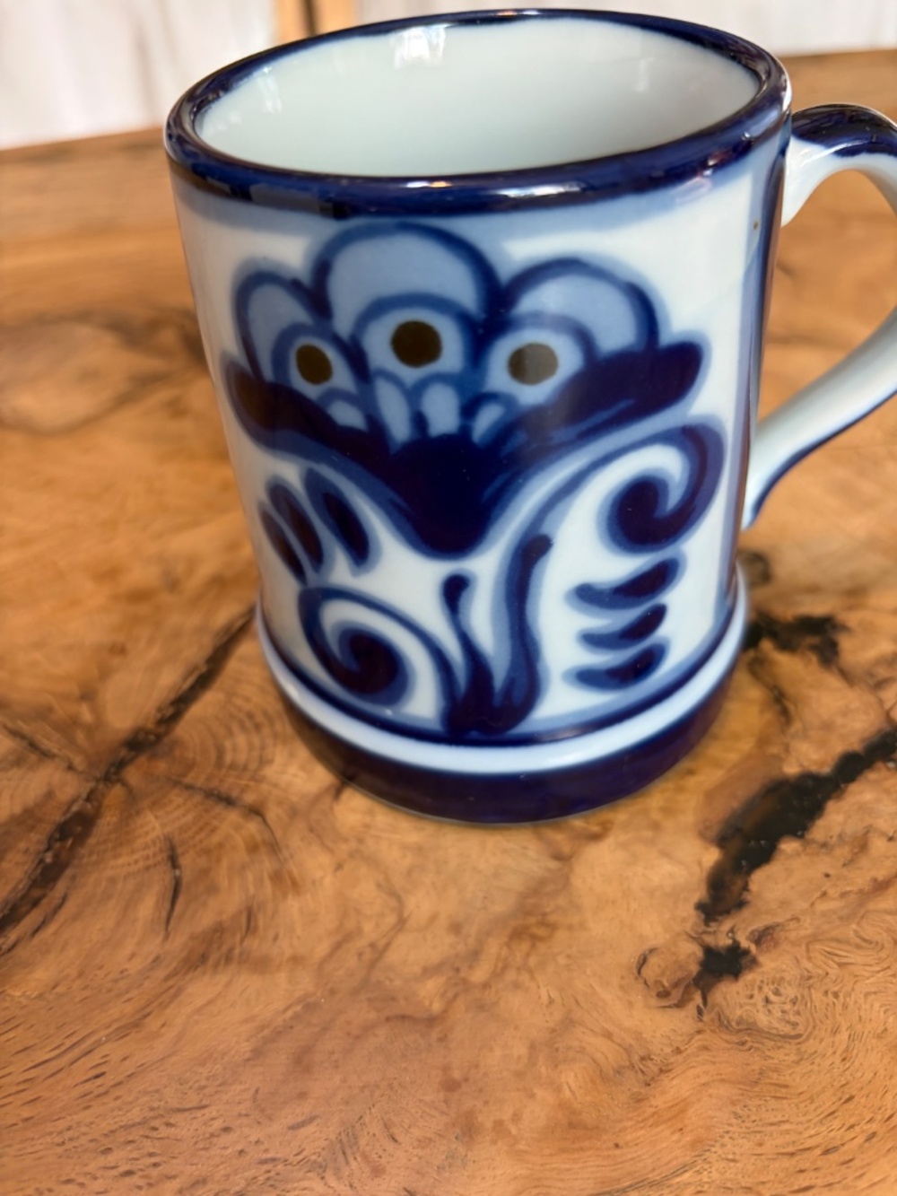 Vintage Nordic Blue Floral Stoneware Mug – Made in Japan 🩵